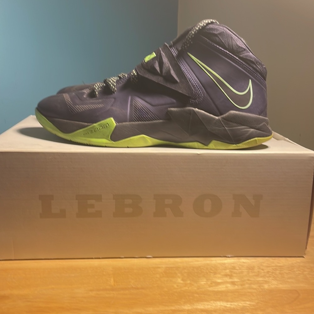 Nike lebron shoulder 7,s - Picture 4 of 4